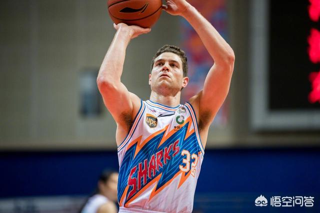 哈利伯顿24分字母利拉德缺阵 步行者擒雄鹿3-1