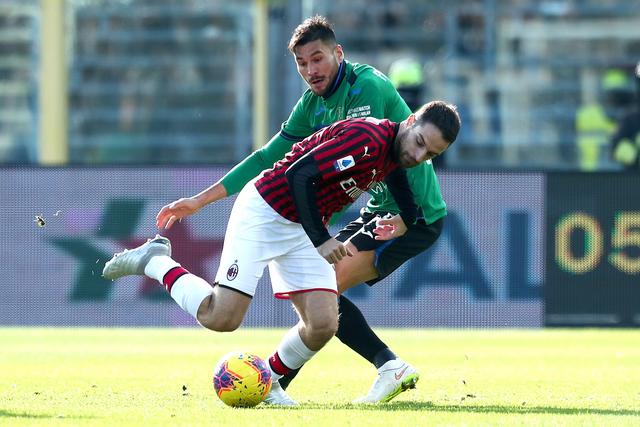 西甲-莱万哑火贝克尔制胜 巴萨0-1皇家社会